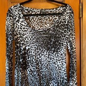 Express shirt size large